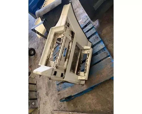 Side Fairing VOLVO VNL200 Payless Truck Parts