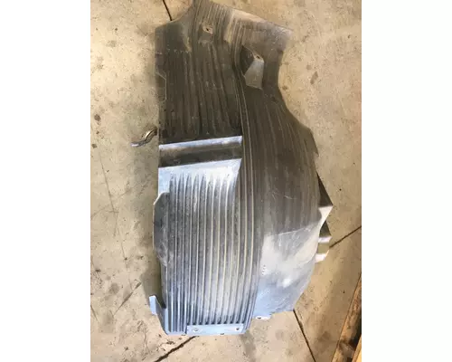Fender VOLVO VNL64 Payless Truck Parts