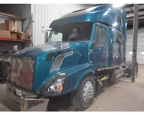 Radiator VOLVO VNL64T780 Lund Truck Parts