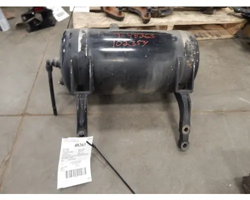 Air Tank VOLVO VNL670 K &amp; R Truck Sales, Inc.