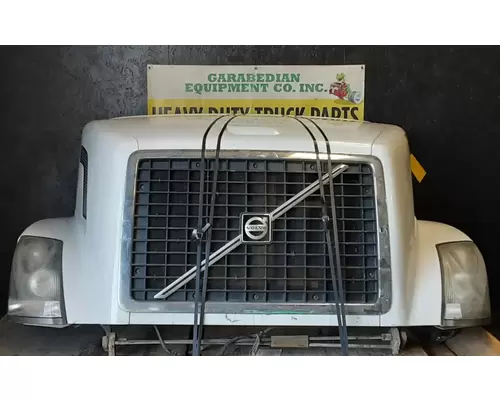 Hood VOLVO VNL670 Garabedian Equipment Company, Inc - Fresno