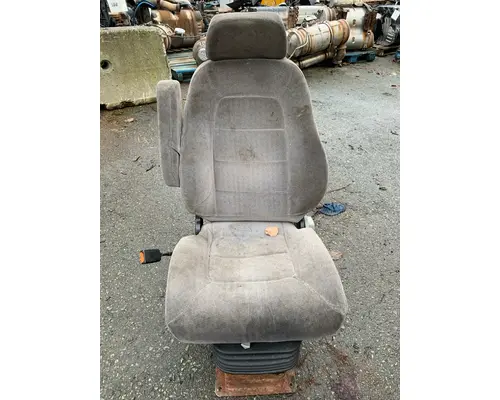 Seat, Front VOLVO VNL670 Payless Truck Parts