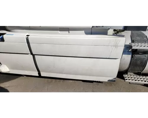 Side Fairing Volvo VNL670 Garabedian Equipment Company