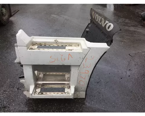 Side Fairing VOLVO VNL670 Payless Truck Parts