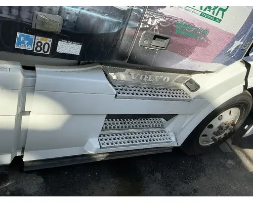 Side Fairing VOLVO VNL780 Geco - Fresno