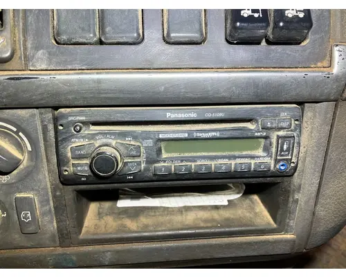 Radio Volvo VNL Vander Haags Inc Sf