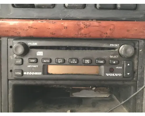 Radio Volvo VNL Vander Haags Inc Cb