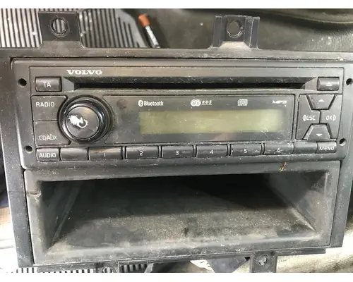 Radio Volvo VNL Vander Haags Inc Kc