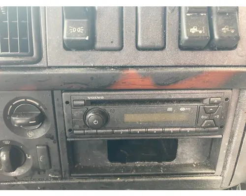 Radio Volvo VNL Vander Haags Inc Kc