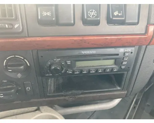 Radio Volvo VNL Vander Haags Inc Kc