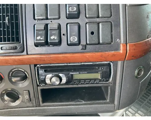 Radio Volvo VNL Vander Haags Inc Kc