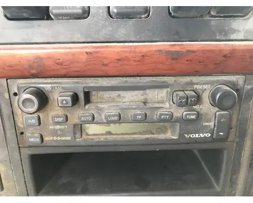 Radio Volvo VNL Vander Haags Inc Kc