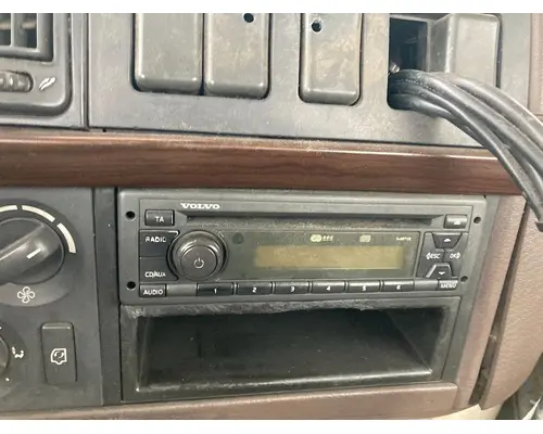 Radio Volvo VNL Vander Haags Inc Kc