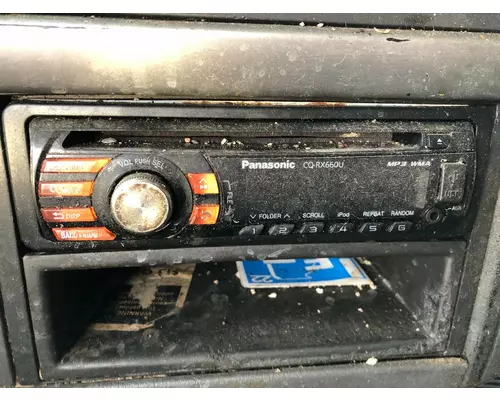 Radio Volvo VNL Vander Haags Inc Dm