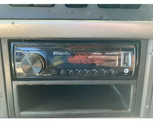 Radio Volvo VNL Vander Haags Inc Dm