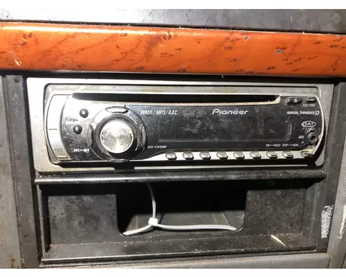 Radio Volvo VNL Vander Haags Inc Sf