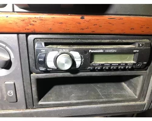 Radio Volvo VNL Vander Haags Inc Sf