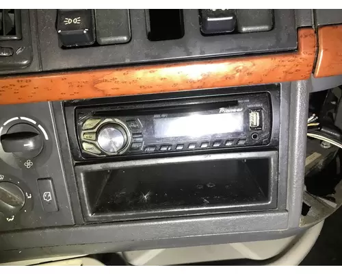 Radio Volvo VNL Vander Haags Inc Sf