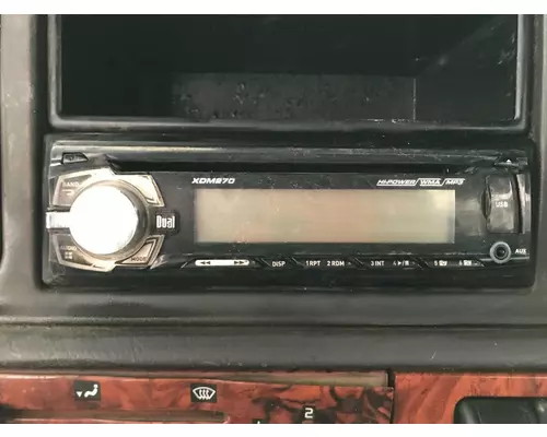 Radio Volvo VNL Vander Haags Inc Cb