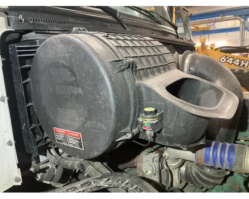 Air Cleaner Volvo VNL Vander Haags Inc Sf