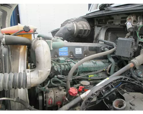 Alternator VOLVO VNL Dutchers Inc   Heavy Truck Div  Ny