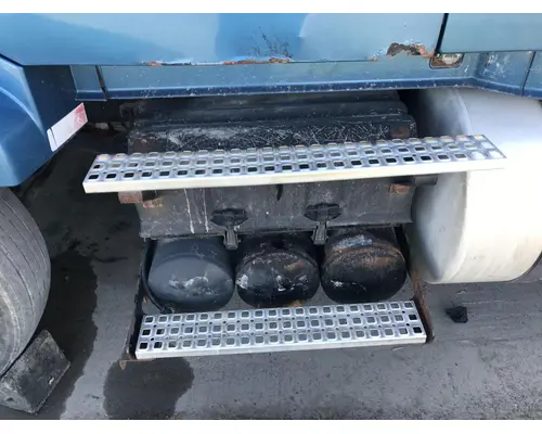 Battery Box Volvo VNL Vander Haags Inc Kc