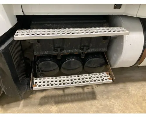 Battery Box Volvo VNL Vander Haags Inc WM