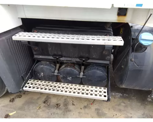 Battery Box VOLVO VNL LKQ Thompson Motors - Wykoff
