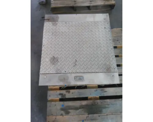 Battery Box VOLVO VNL LKQ Thompson Motors - Wykoff