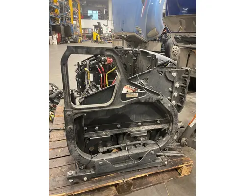 Battery Box VOLVO VNL Payless Truck Parts