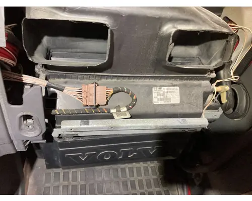 Body Parts, Misc. Volvo VNL Vander Haags Inc Sf