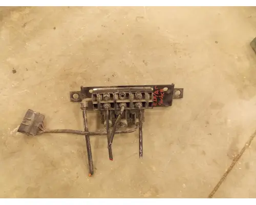 Brake Parts, Misc. Front VOLVO VNL K &amp; R Truck Sales, Inc.