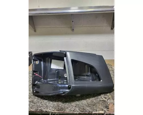 Bumper Assembly, Front VOLVO VNL Inside Auto Parts