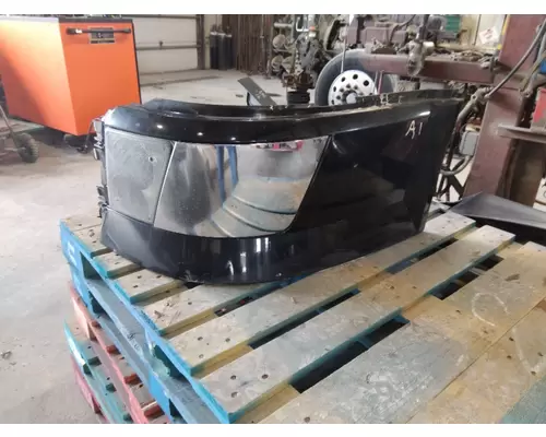 Bumper End Cap VOLVO VNL LKQ Thompson Motors - Wykoff