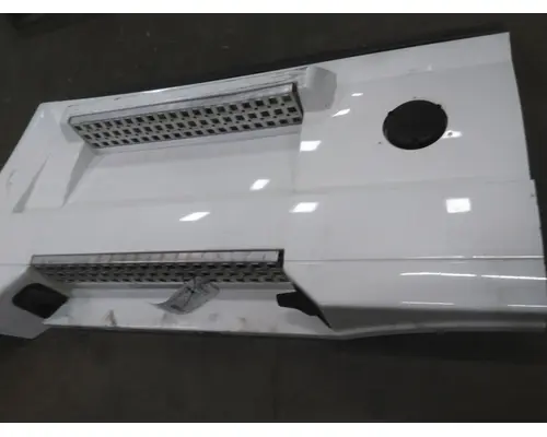 Side Fairing VOLVO VNL LKQ Geiger Truck Parts