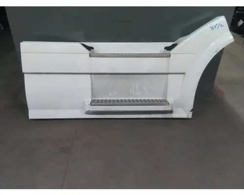 Side Fairing VOLVO VNL LKQ Geiger Truck Parts
