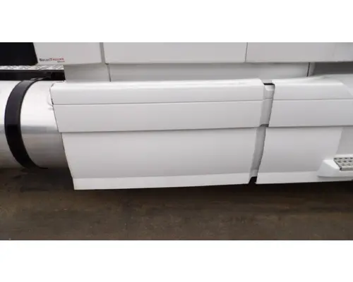 Side Fairing VOLVO VNL LKQ Thompson Motors - Wykoff