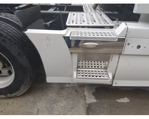 Side Fairing VOLVO VNL LKQ Thompson Motors - Wykoff