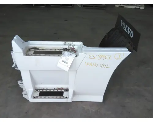 Side Fairing VOLVO VNL LKQ Heavy Truck Maryland