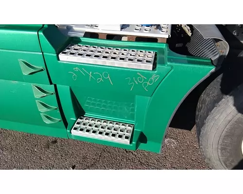 Side Fairing VOLVO VNL LKQ Western Truck Parts