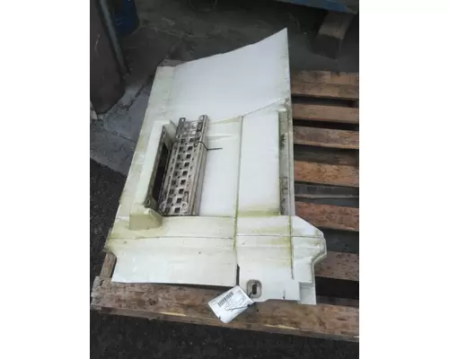 Side Fairing VOLVO VNL LKQ Geiger Truck Parts
