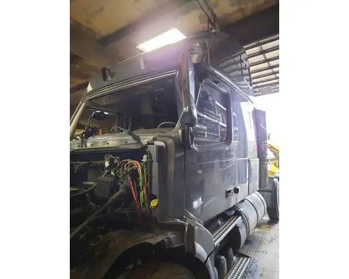 Cab VOLVO VNL LKQ KC Truck Parts Billings