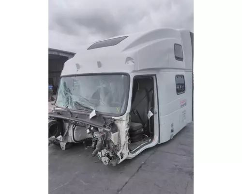 Cab VOLVO VNL LKQ Western Truck Parts