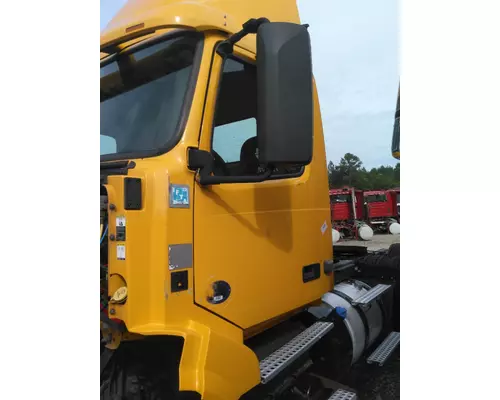 Cab VOLVO VNL LKQ Evans Heavy Truck Parts