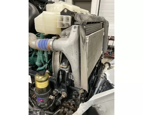 Charge Air Cooler (ATAAC) VOLVO VNL Dutchers Inc   Heavy Truck Div  Ny