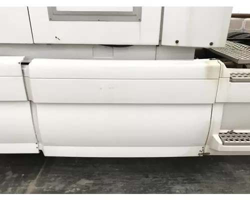 Skirt Volvo VNL Vander Haags Inc Cb