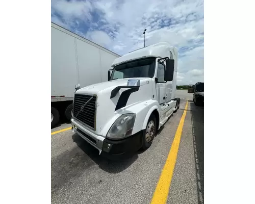 Complete Vehicle VOLVO VNL West Side Truck Parts