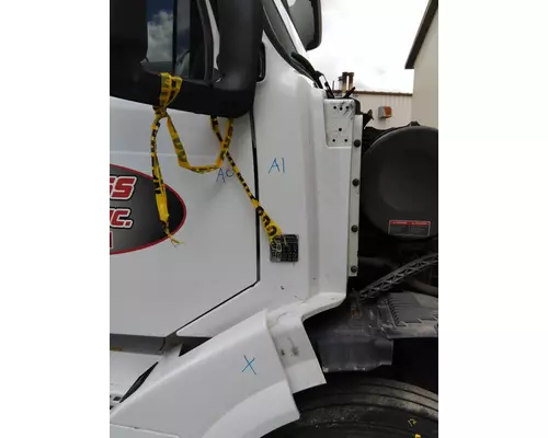 Cowl VOLVO VNL LKQ Thompson Motors - Wykoff