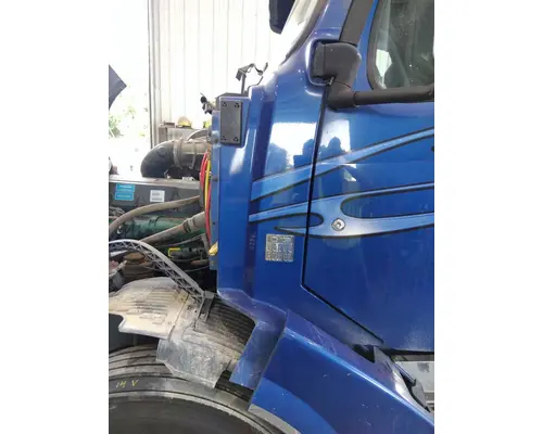 Cowl VOLVO VNL LKQ Thompson Motors - Wykoff