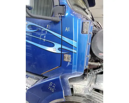 Cowl VOLVO VNL LKQ Thompson Motors - Wykoff